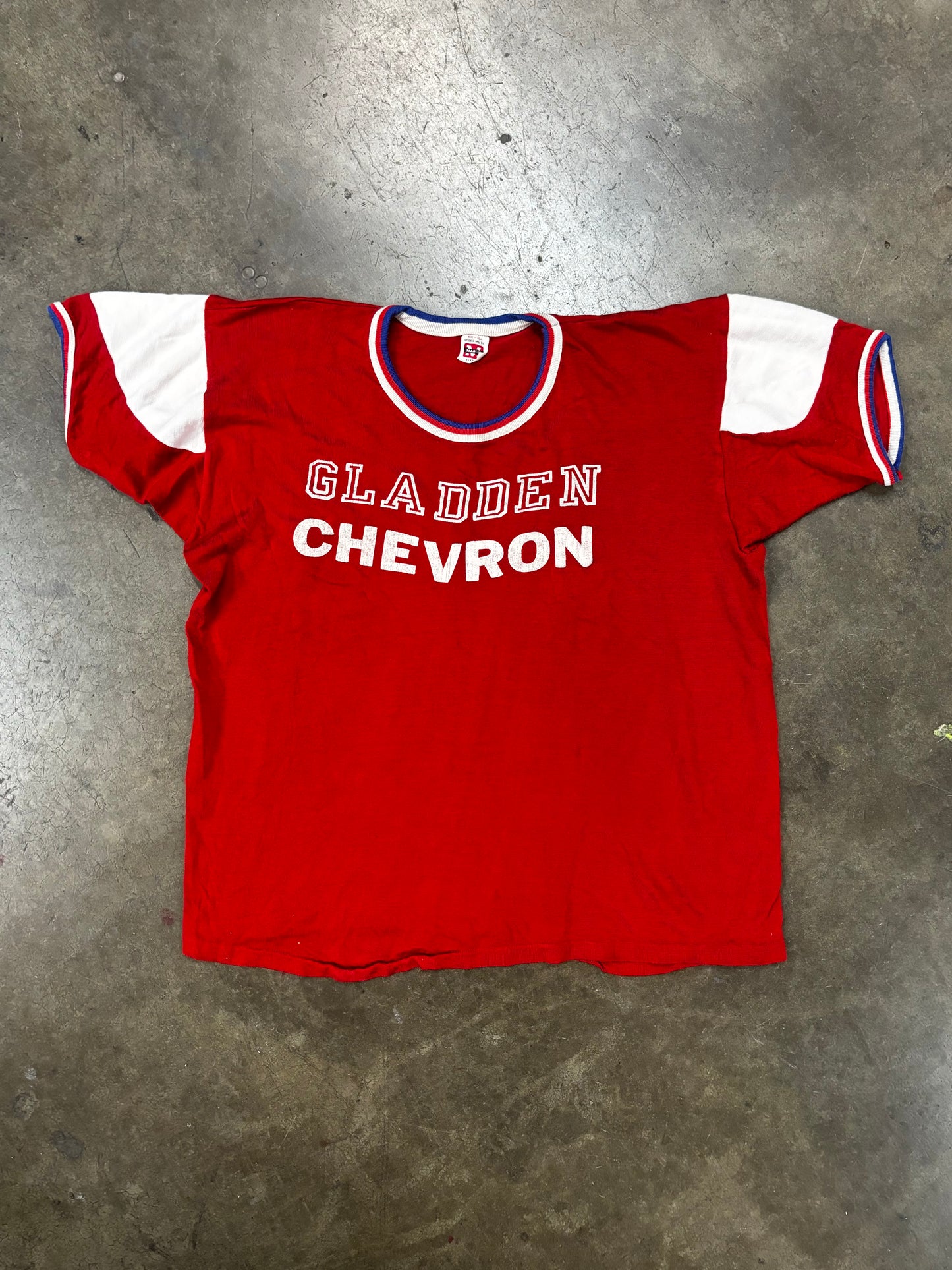 60s Cheveron t shirt