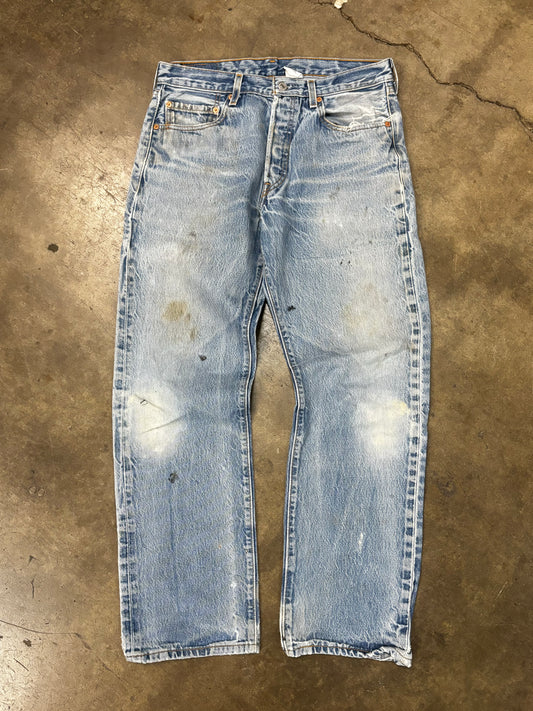 Vtg Levis 501 distressed