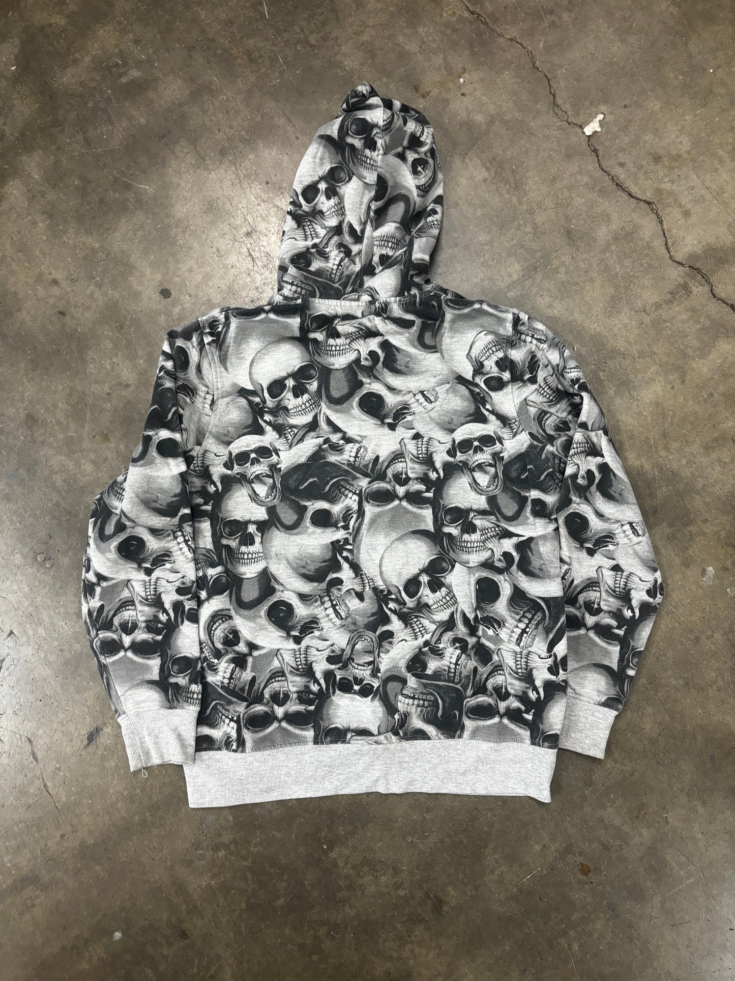 Vtg Skull AOP hoodie